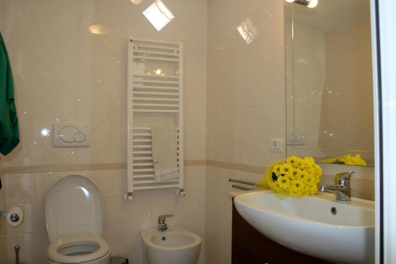 Attico Con Terrazza Santa Cecilia Apartment Rome